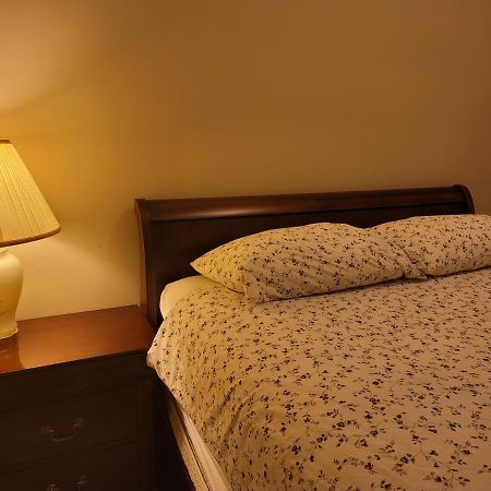 סארי Decent Location Home מראה חיצוני תמונה